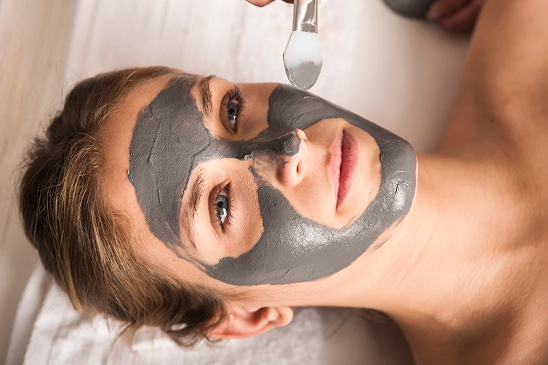 Karbon Peeling Akne ve Lekelerde Etkili mi